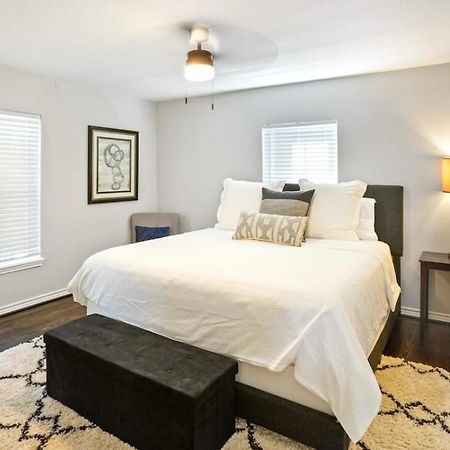 Cozy Heights 2 Bd Bungalow, Walkable 휴스턴 외부 사진