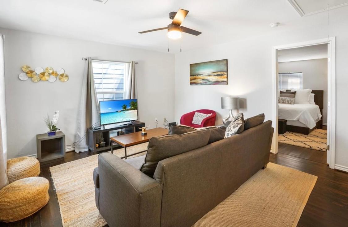 Cozy Heights 2 Bd Bungalow, Walkable 휴스턴 외부 사진