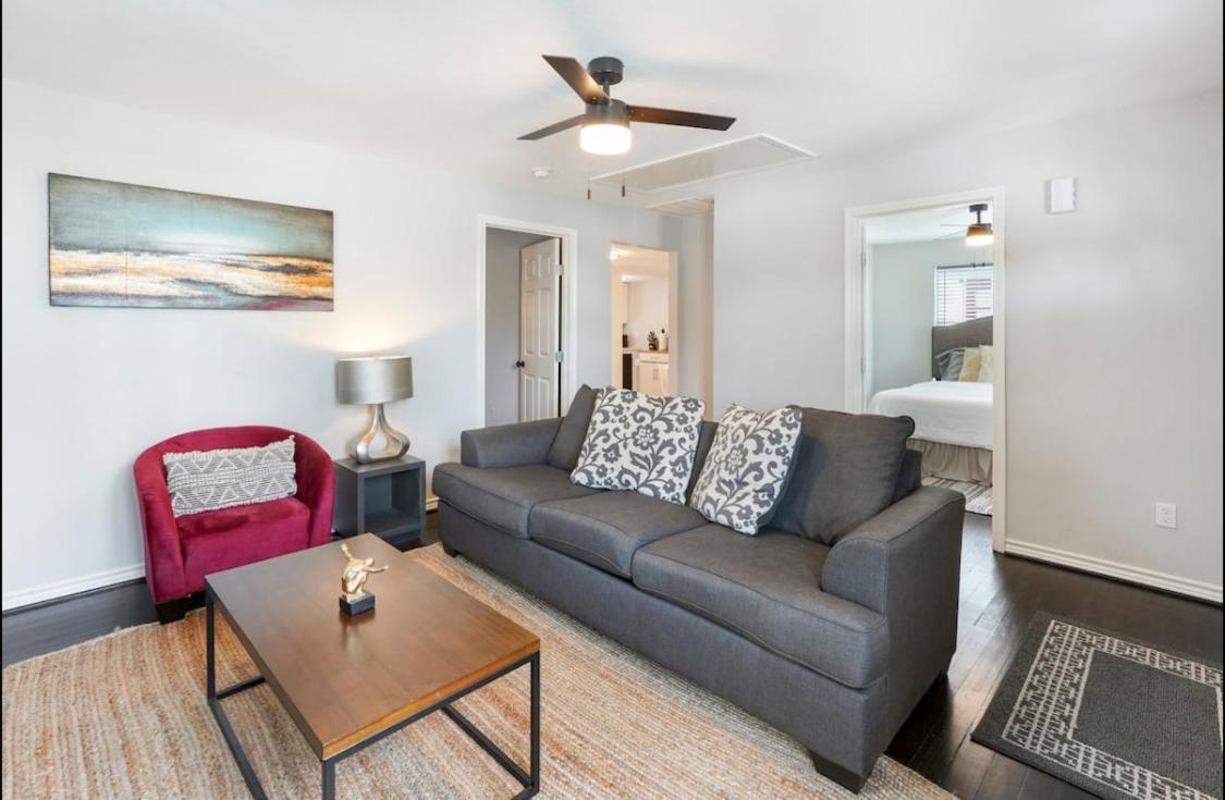 Cozy Heights 2 Bd Bungalow, Walkable 휴스턴 외부 사진