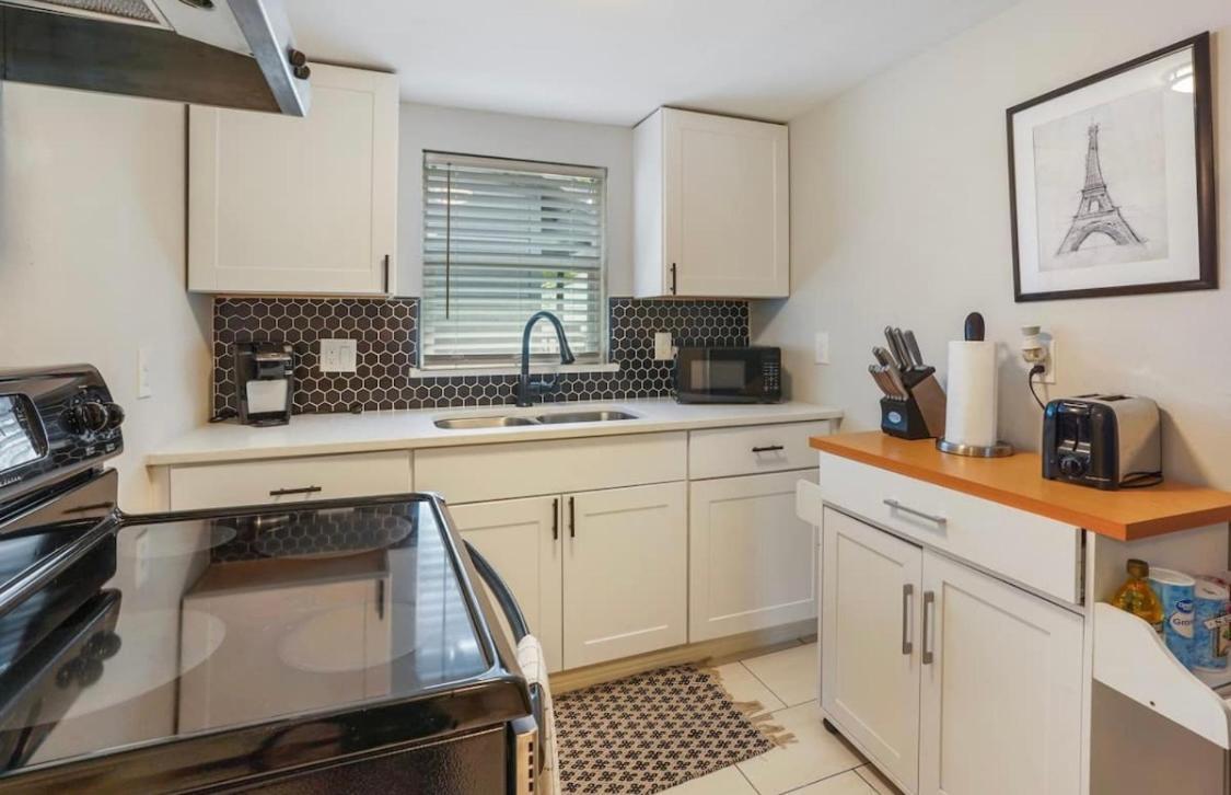 Cozy Heights 2 Bd Bungalow, Walkable 휴스턴 외부 사진